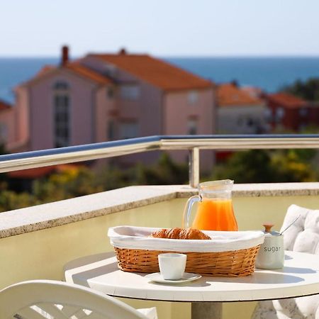 The Florens Residence Near The Beach With The Pool, Bbq And Kids Playground, Zadar Diklo Luaran gambar