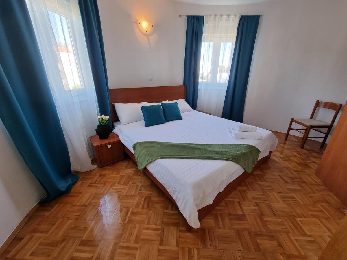 The Florens Residence Near The Beach With The Pool, Bbq And Kids Playground, Zadar Diklo Luaran gambar