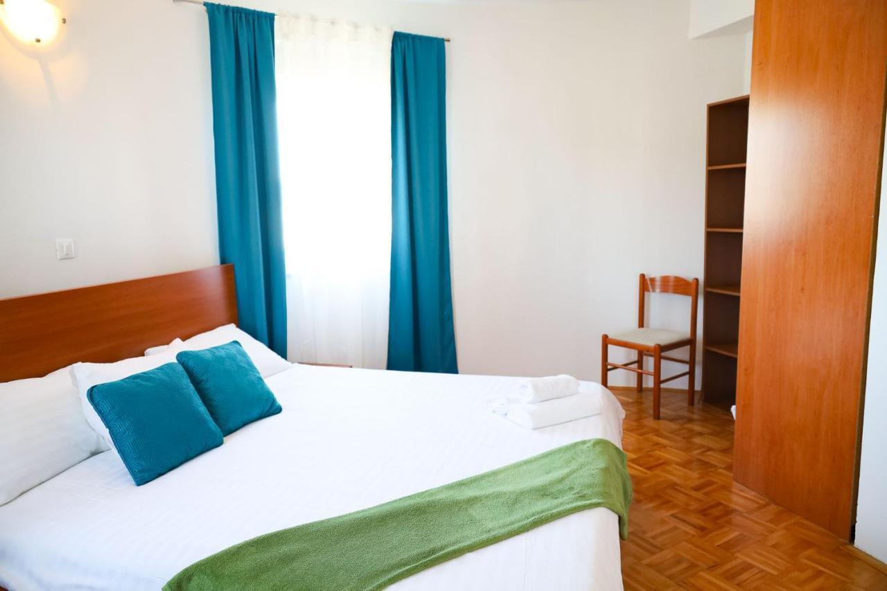 The Florens Residence Near The Beach With The Pool, Bbq And Kids Playground, Zadar Diklo Luaran gambar